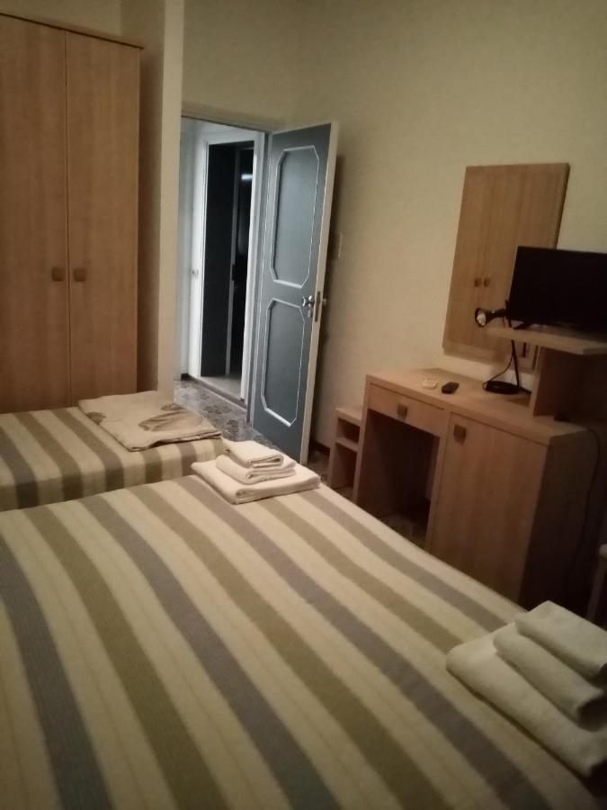Hotel Enrica 切尔维亚 外观 照片